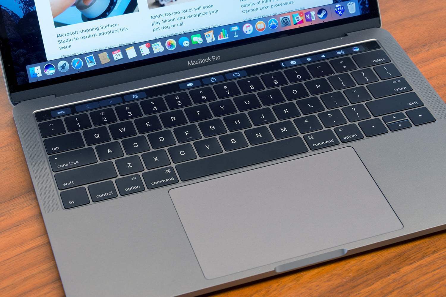 У MacBook не працює клавіатура У MacBook не працює клавіатура - фото