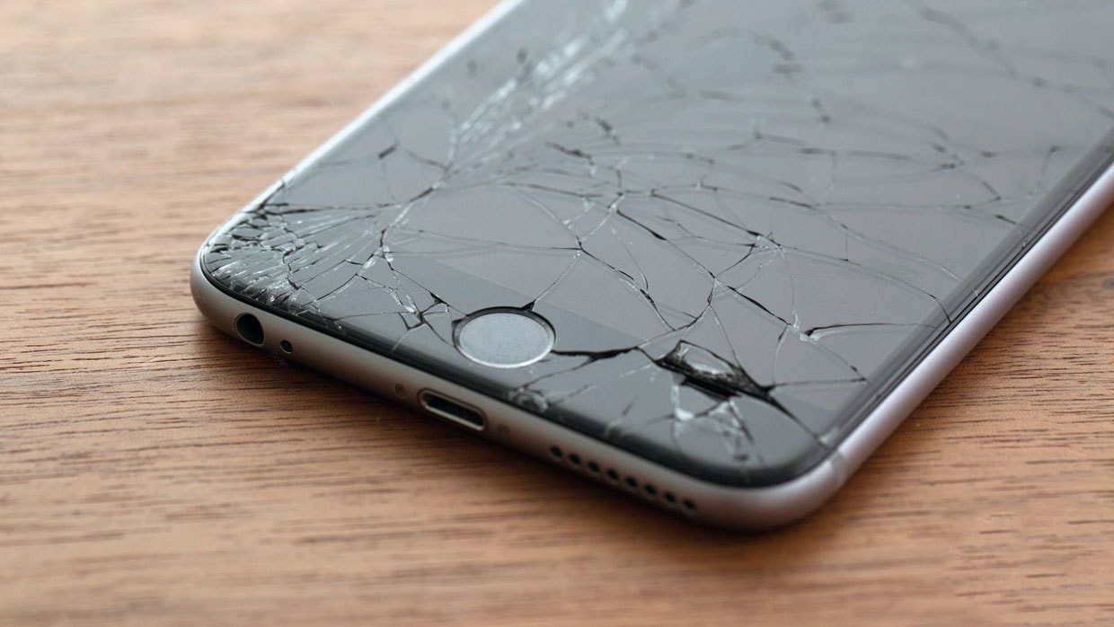 Розбився дисплей на iPhone - фотография